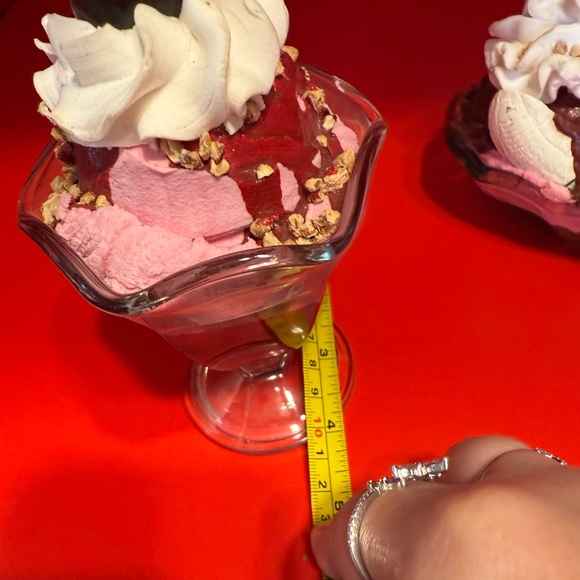 Decorative Ice Cream Sundae and Banana Split Set - Picture 8 of 12